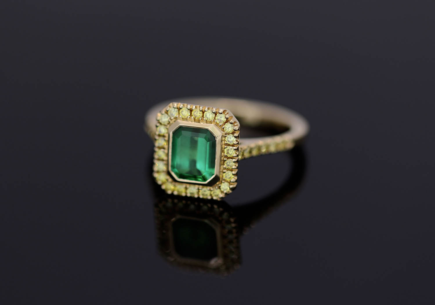 Toermalijn ring 18kt geelgoud-min